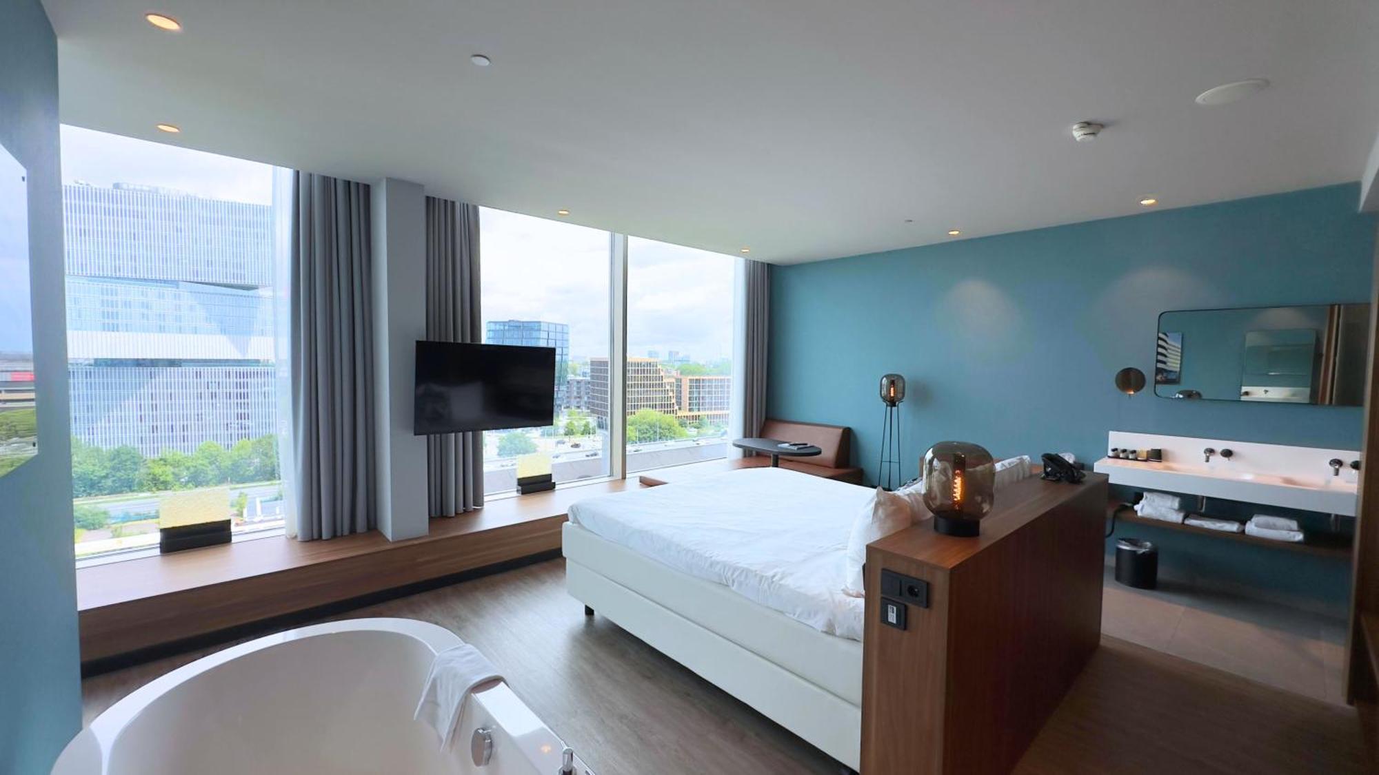 Van Der Valk Hotel Amsterdam Zuidas -Rai 외부 사진