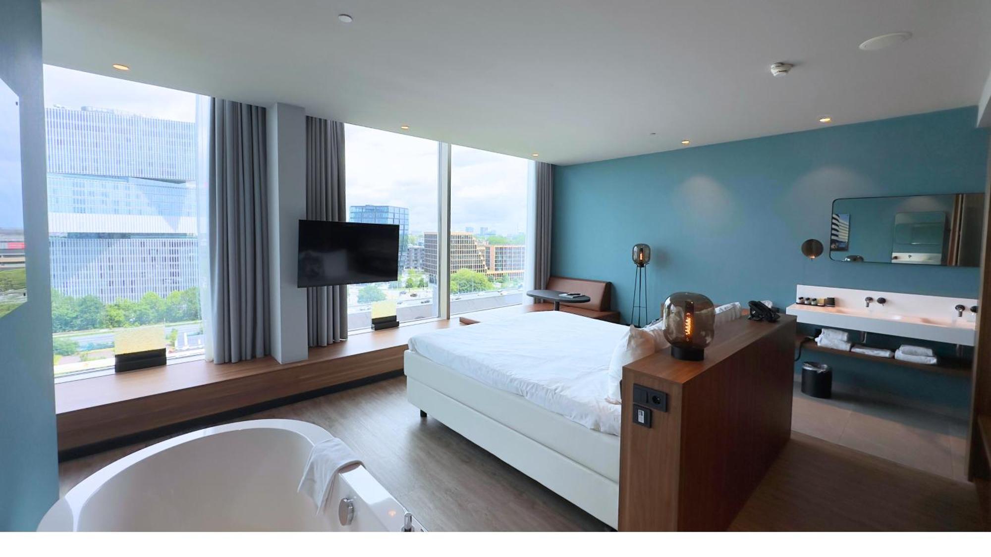 Van Der Valk Hotel Amsterdam Zuidas -Rai 외부 사진